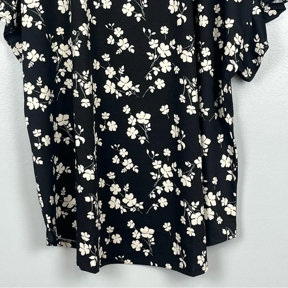 NWT Jules & Leopold black & white floral print flutter sleeve blouse top, 3X. - Picture 4 of 11